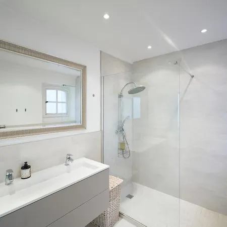 Seasons Suite Antibes Centre 公寓 *
