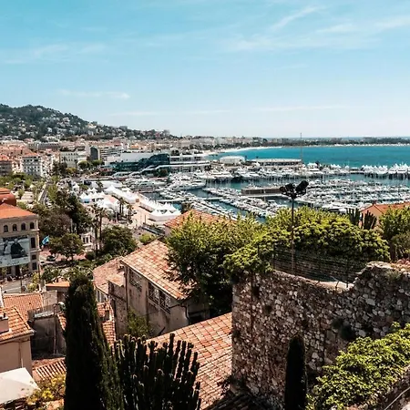 Seasons Suite Antibes Centre